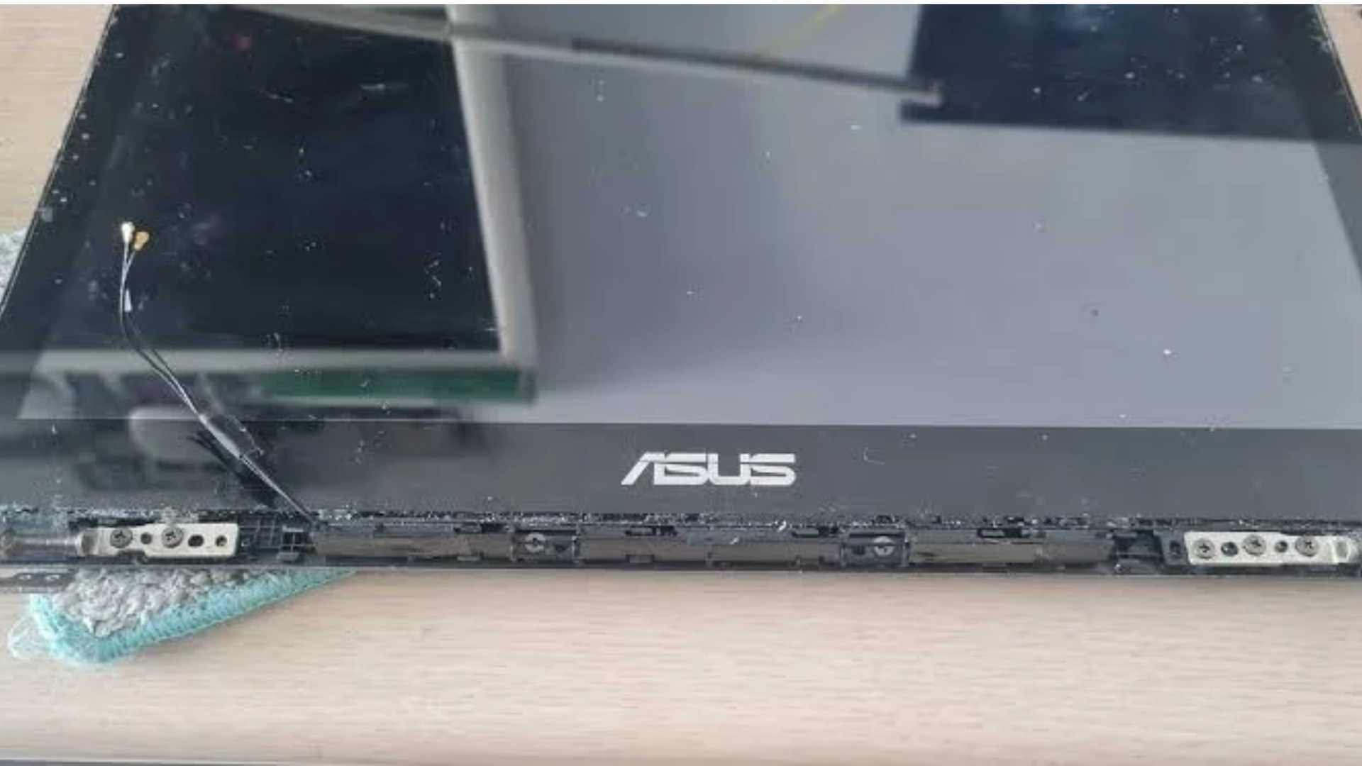 Asus Laptop Hinges Repair in Palam