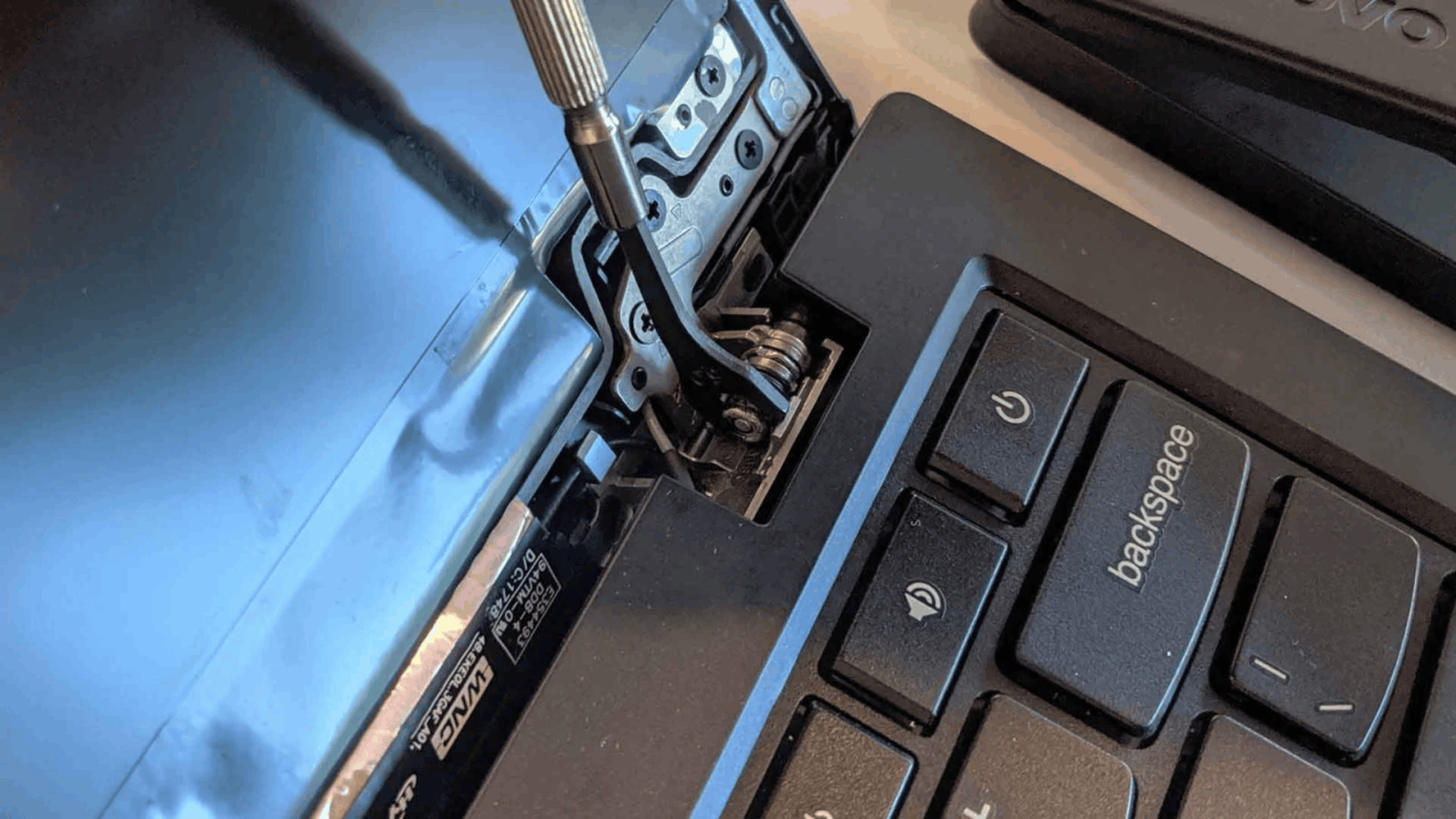 Dell Laptop Hinges Repair in Mayur Vihar Phase 2