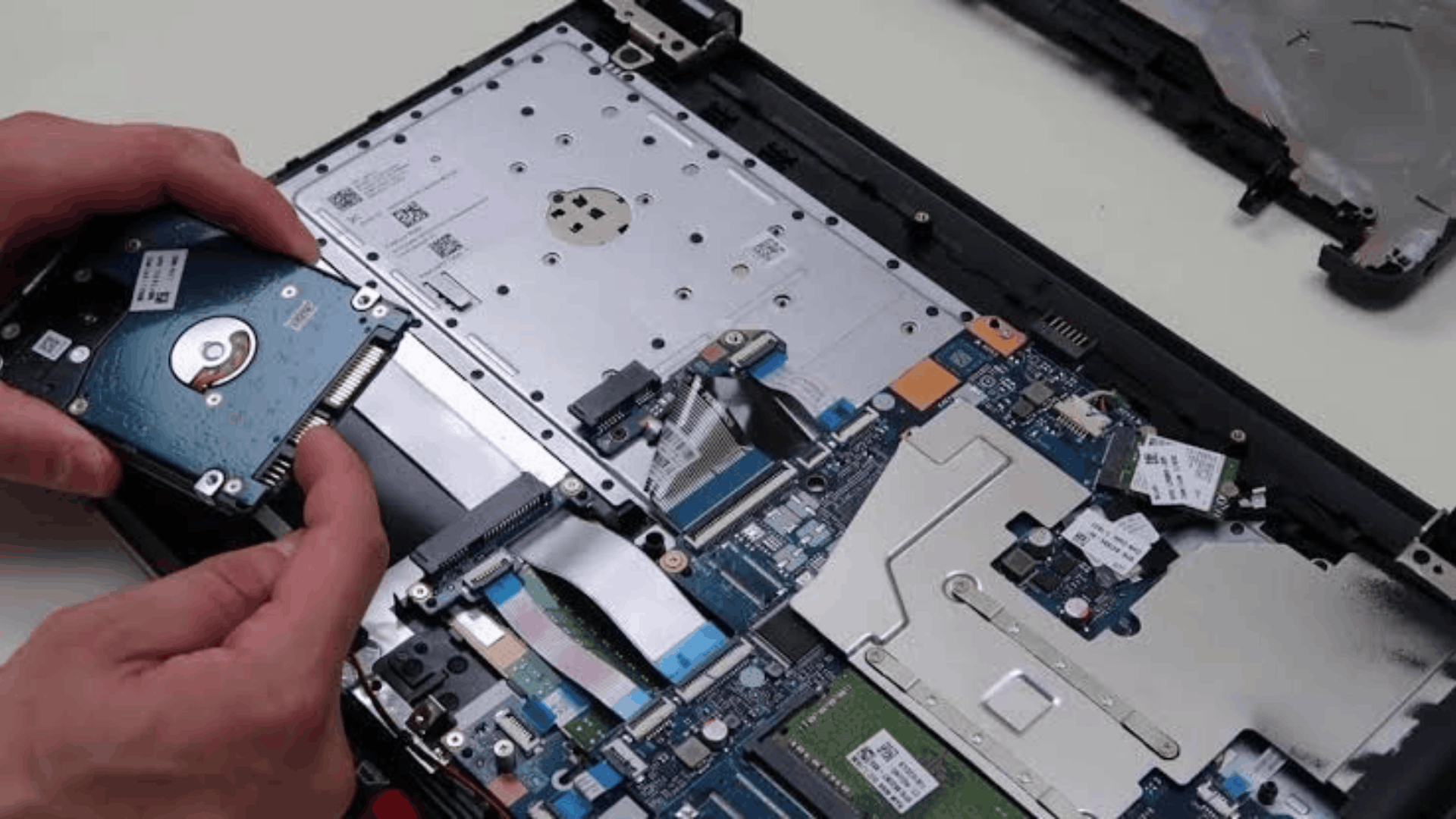 Dell Laptop Motherboard Repair in Moti Bagh
