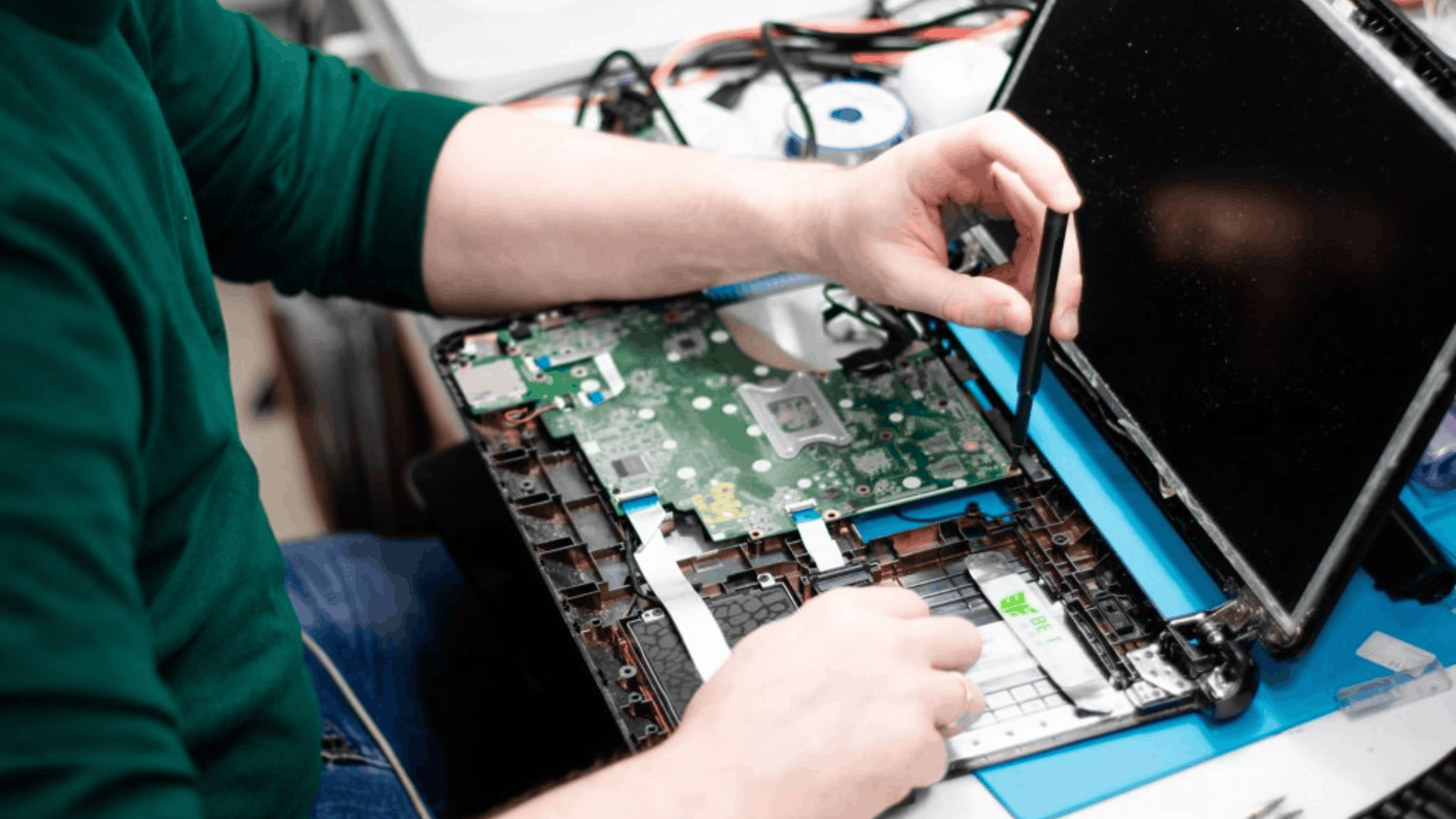 Dell Laptop Repair Center in Peera Garhi