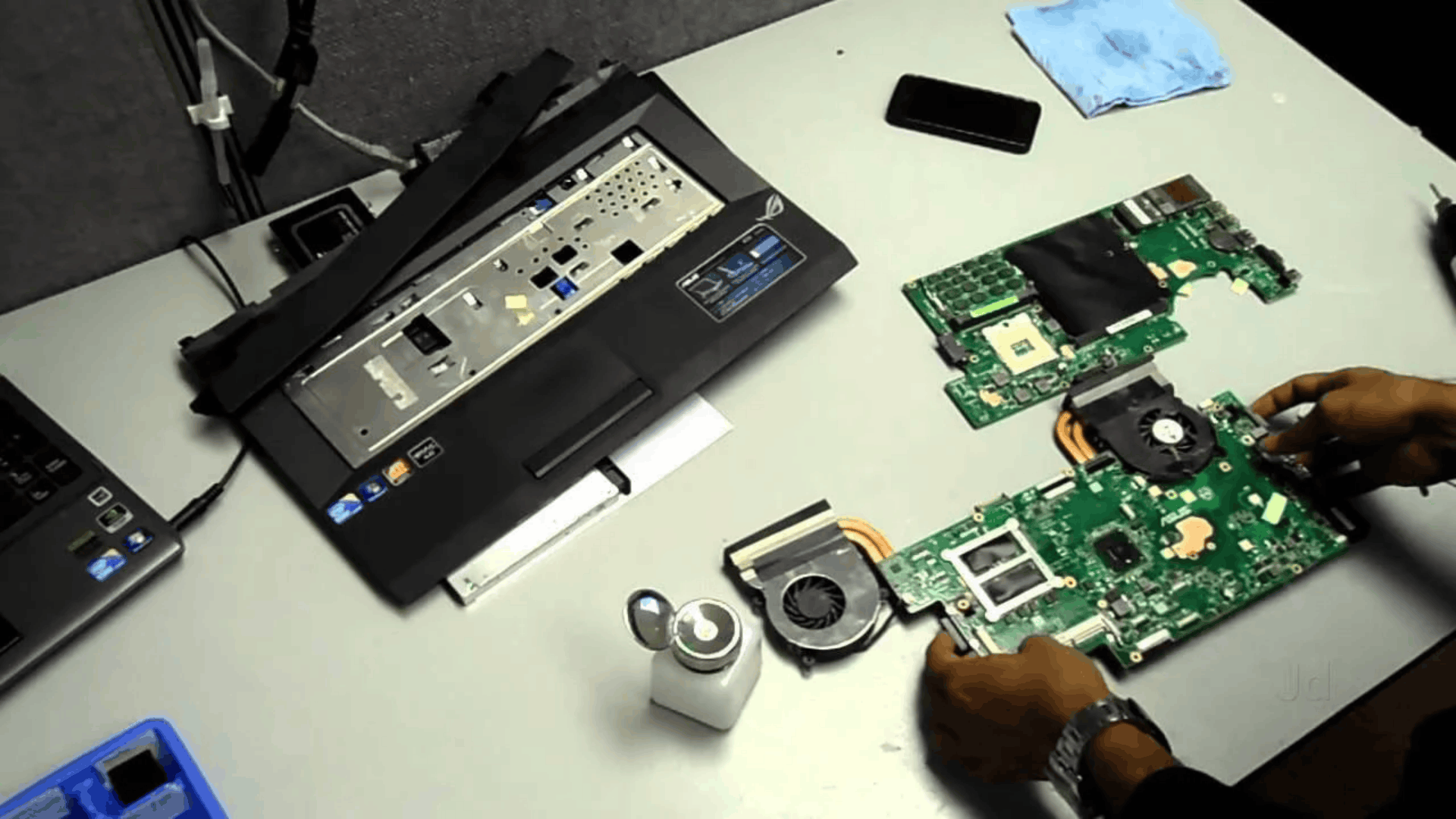 Dell Official Service Center in Karol Bagh