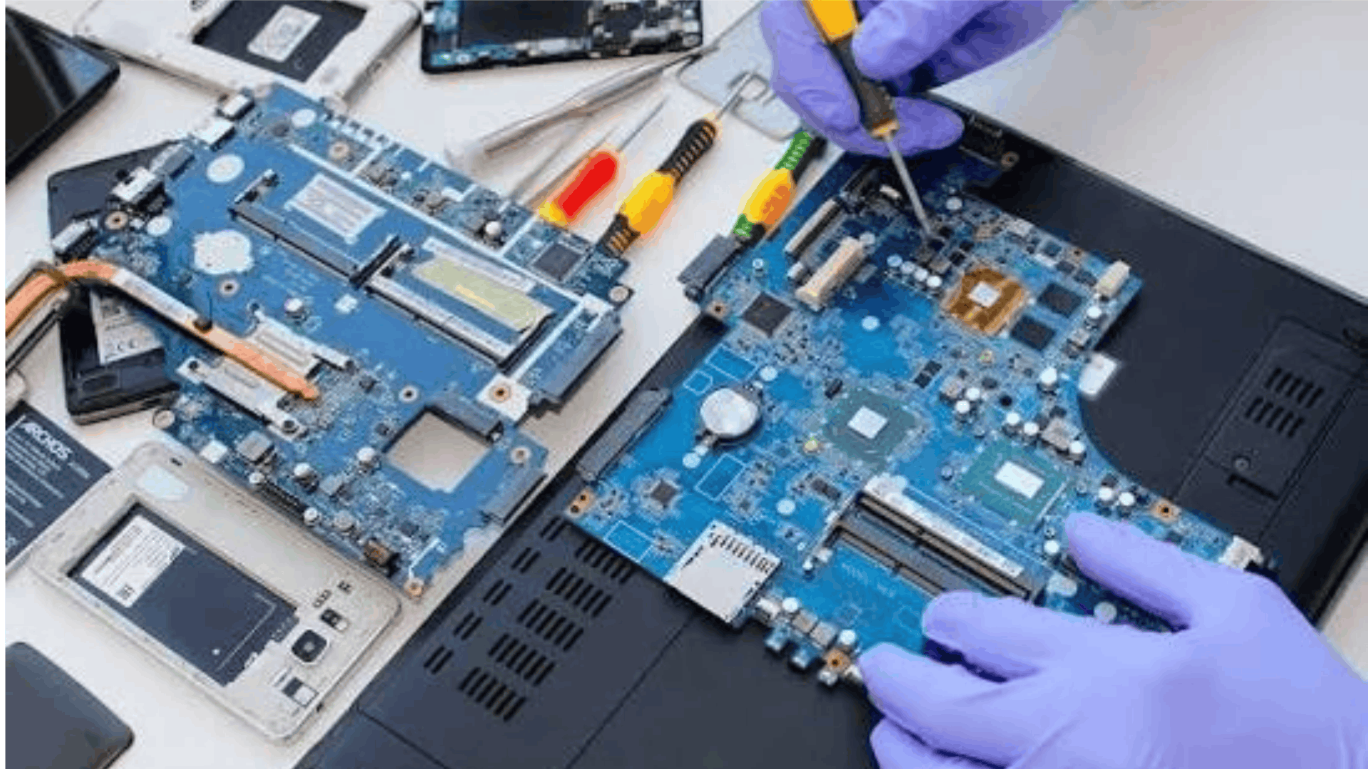 HP Laptop Motherboard Repair in Vasant Vihar