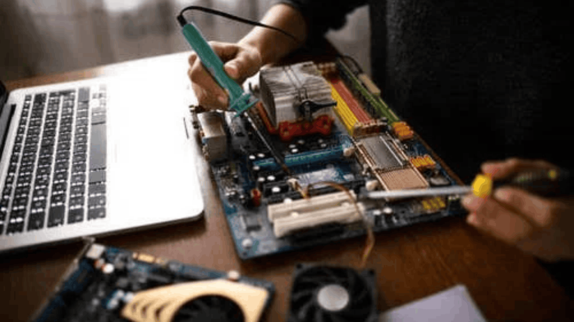 HP Laptop Repair Center in Mayur Vihar Phase 1