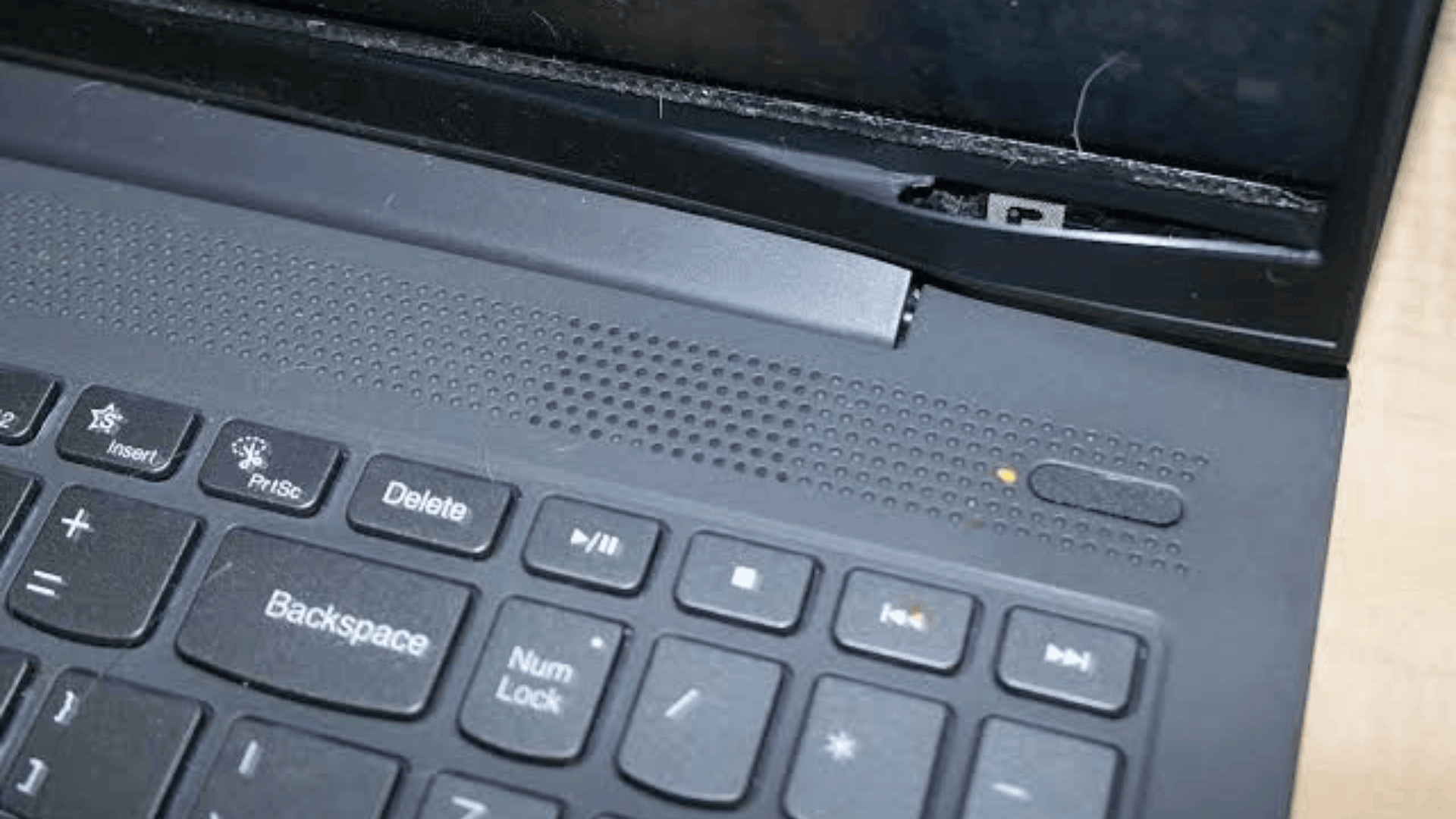 Lenovo Laptop Hinges Repair in Connaught Place