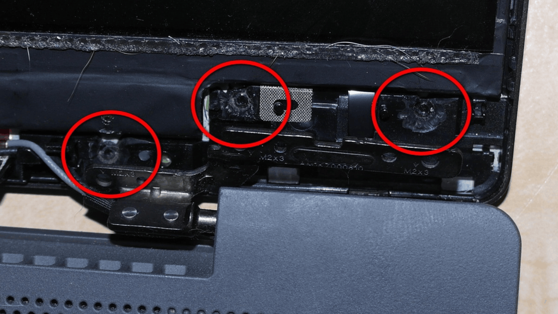 Lenovo Laptop Hinges Repair in Moti Nagar