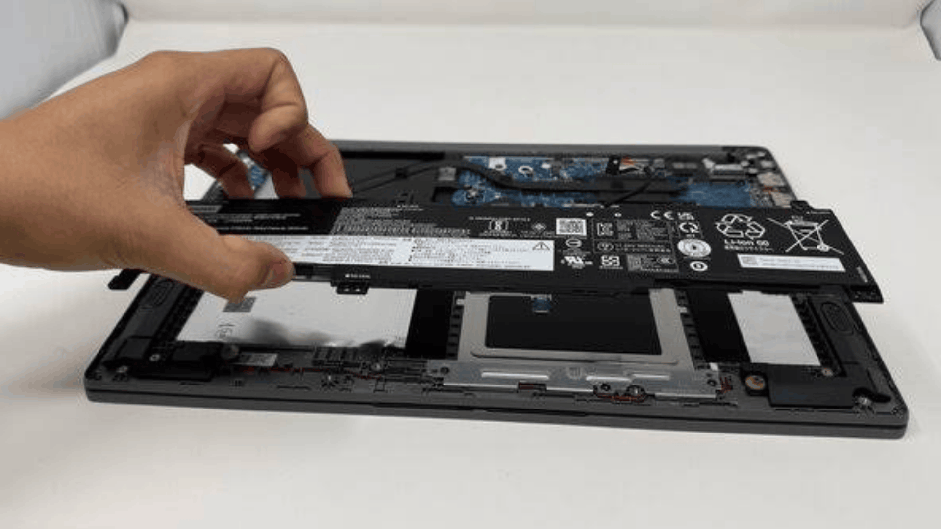 Lenovo Laptop Motherboard Repair in Mayur Vihar Phase 1