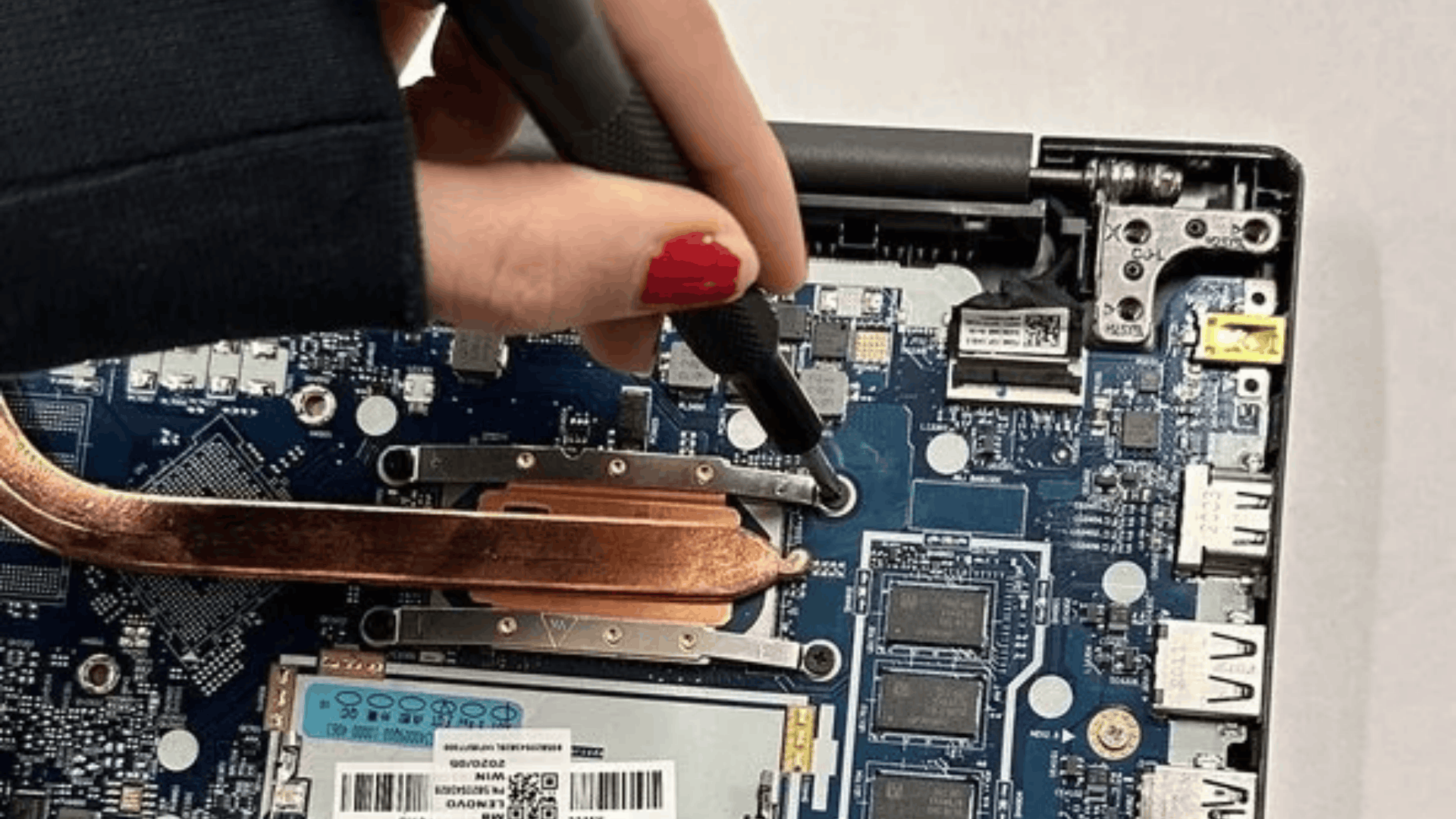 Lenovo Laptop Repair Center in Dhaula Kuan